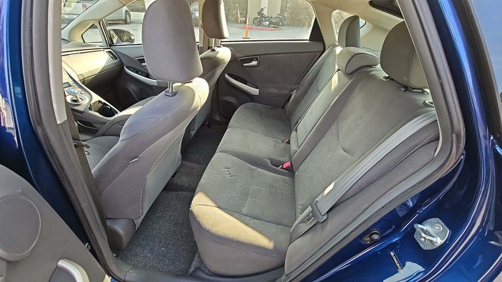 2011 Toyota Prius III FWD