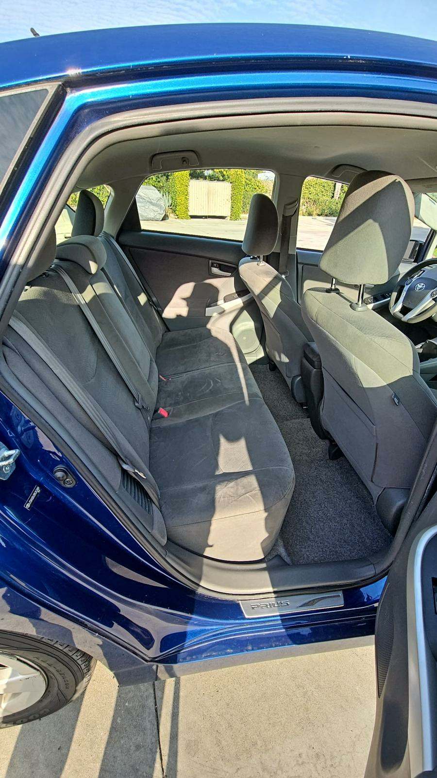 2011 Toyota Prius III FWD