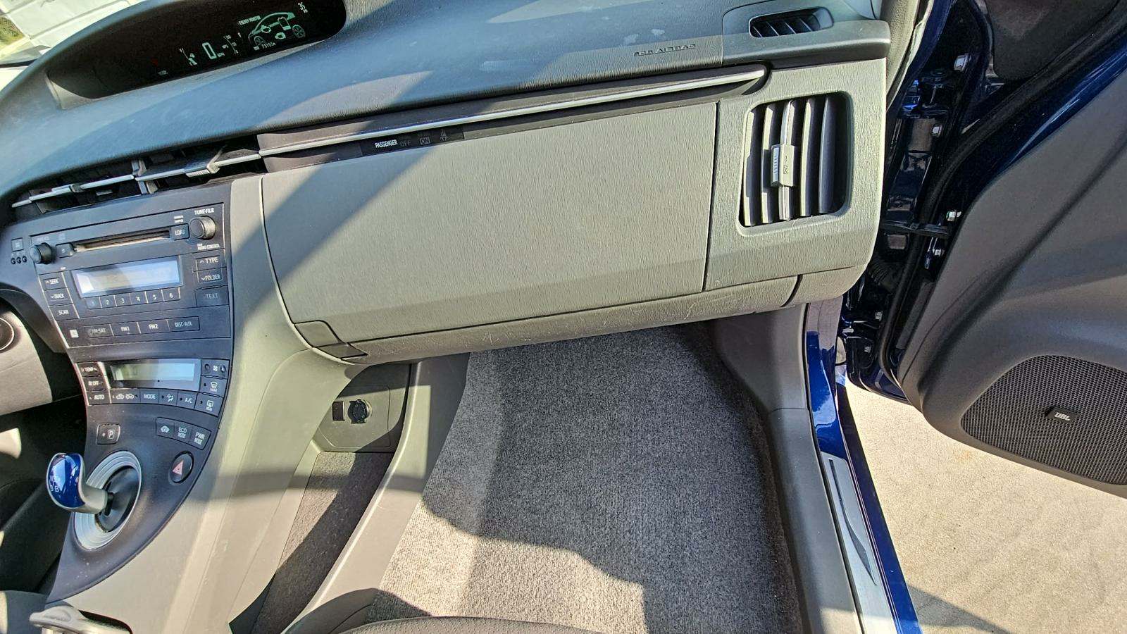 2011 Toyota Prius III FWD