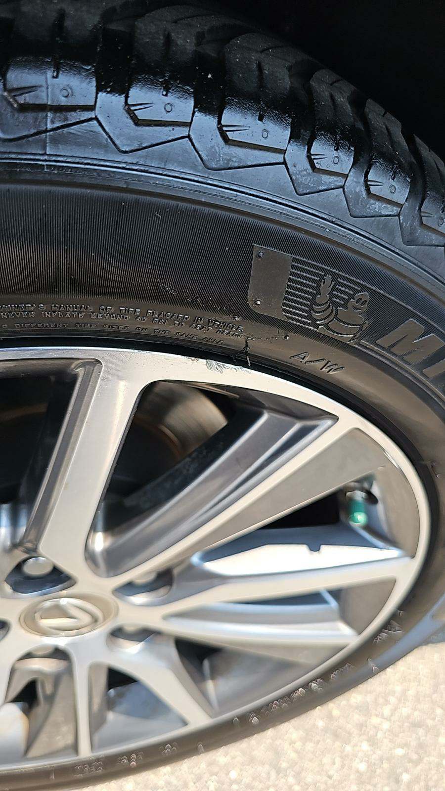 2016 Lexus ES ES 300h FWD