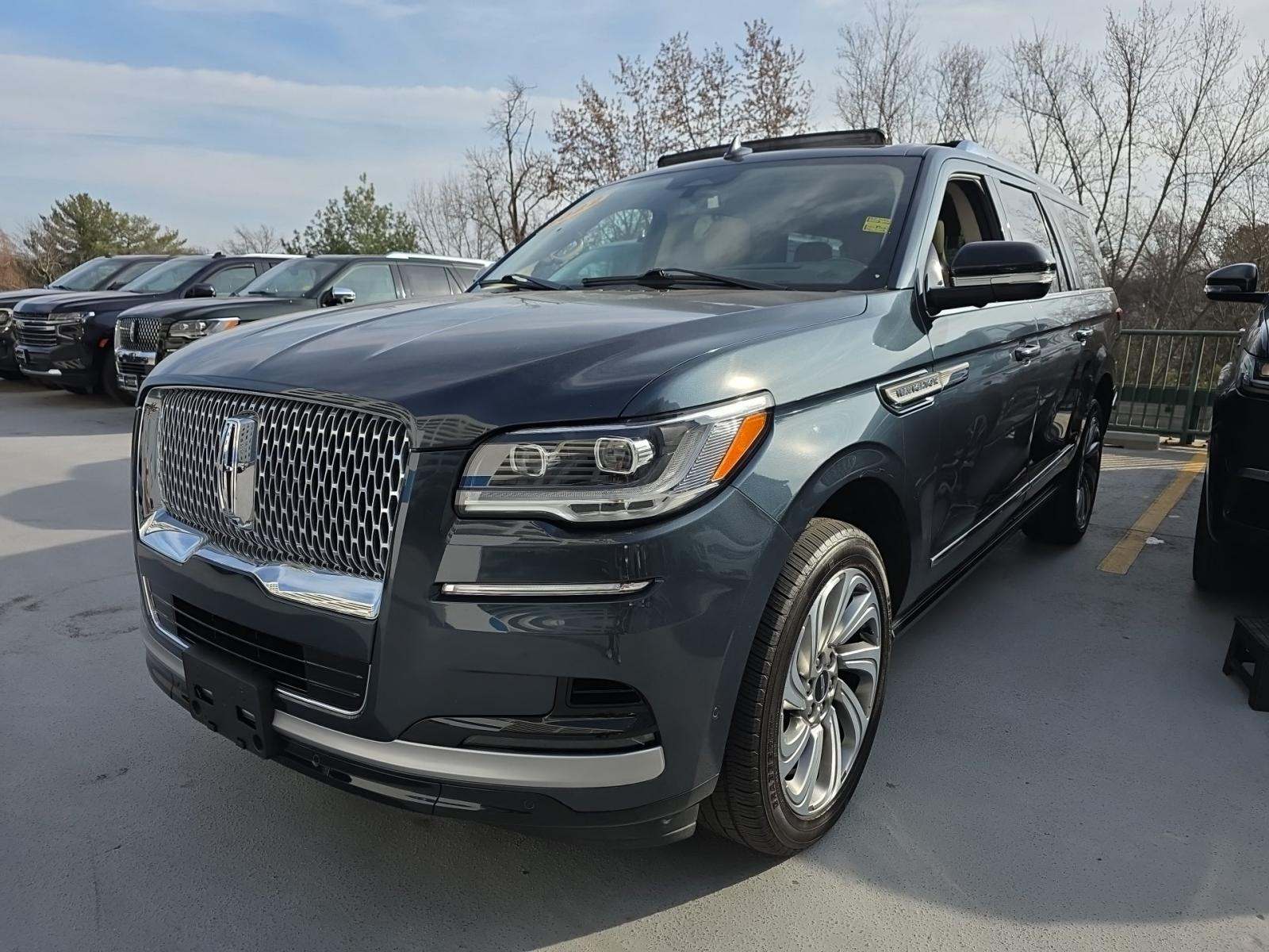 2022 Lincoln Navigator L Reserve AWD