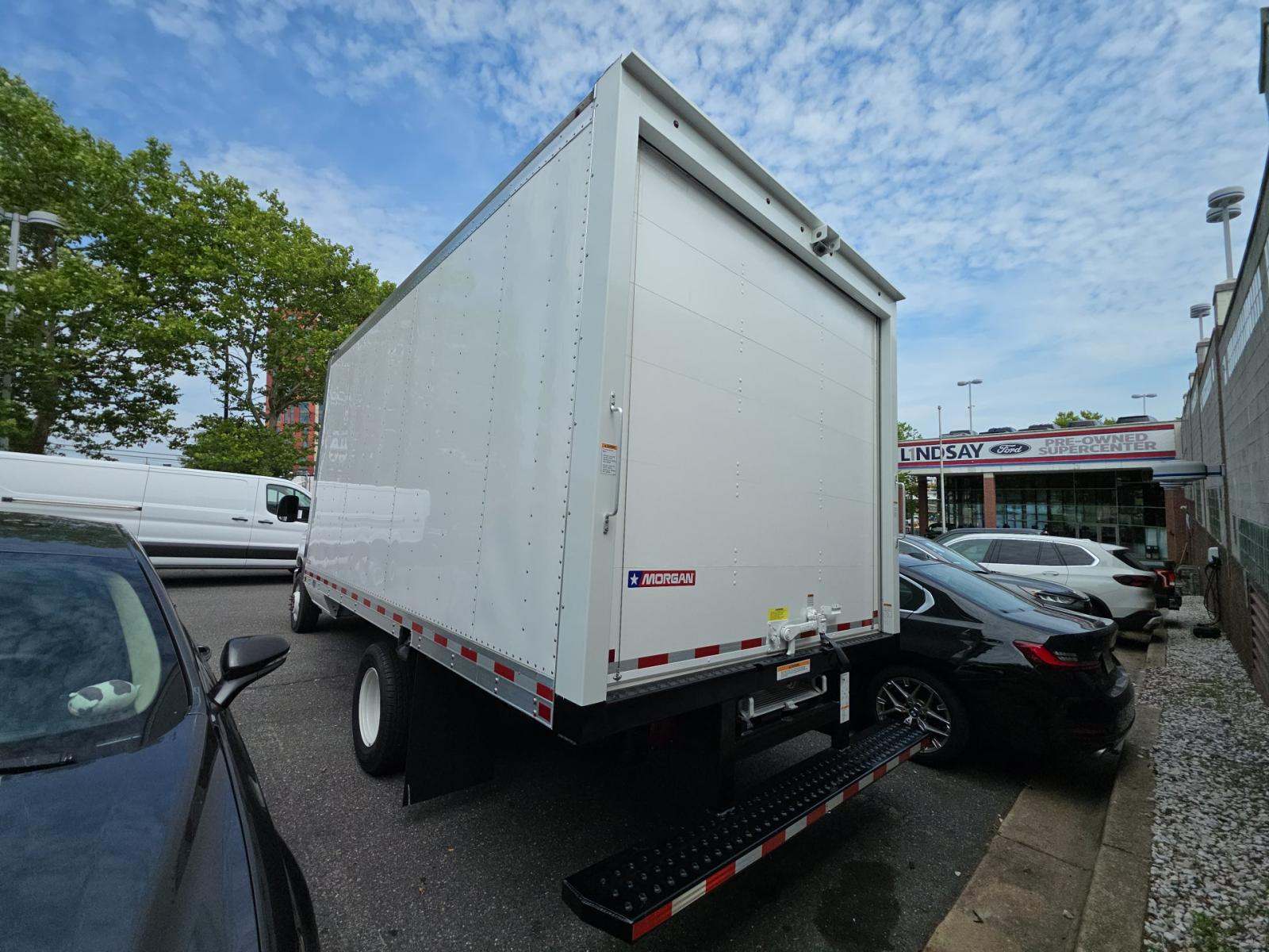 FORD E-350 - 2
