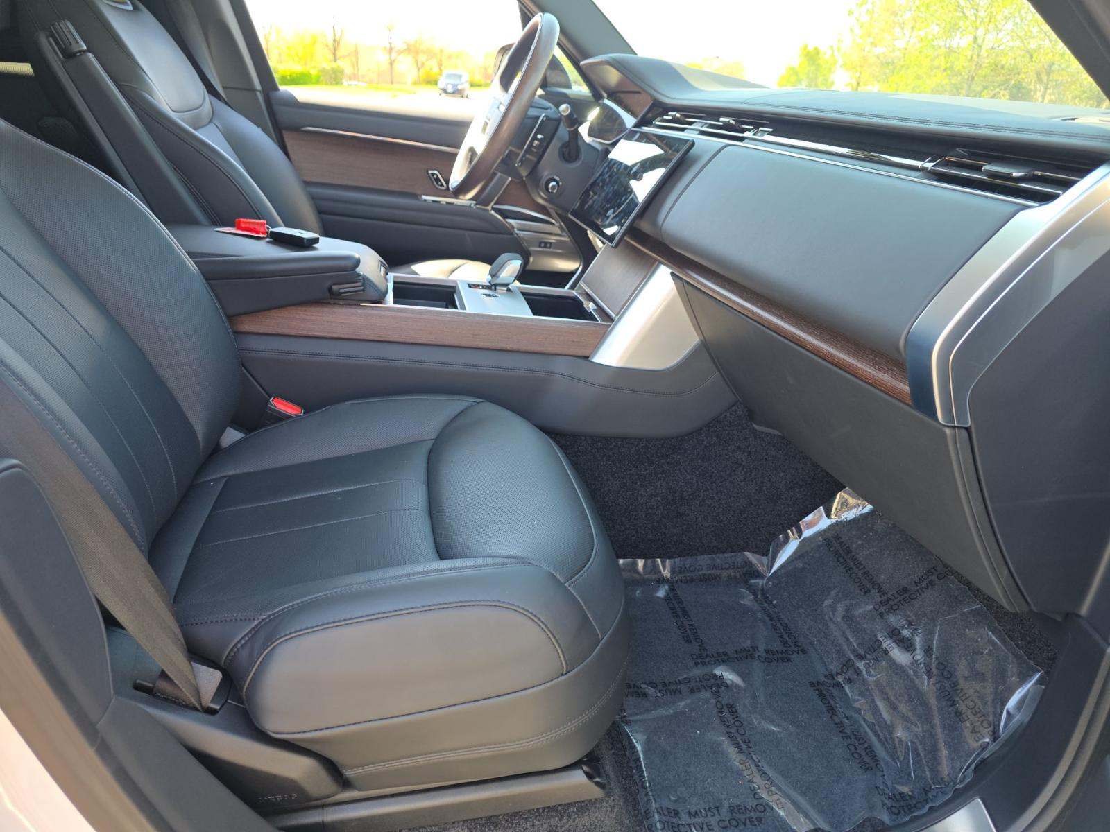 2025 Land Rover Range Rover Autobiography LWB AWD