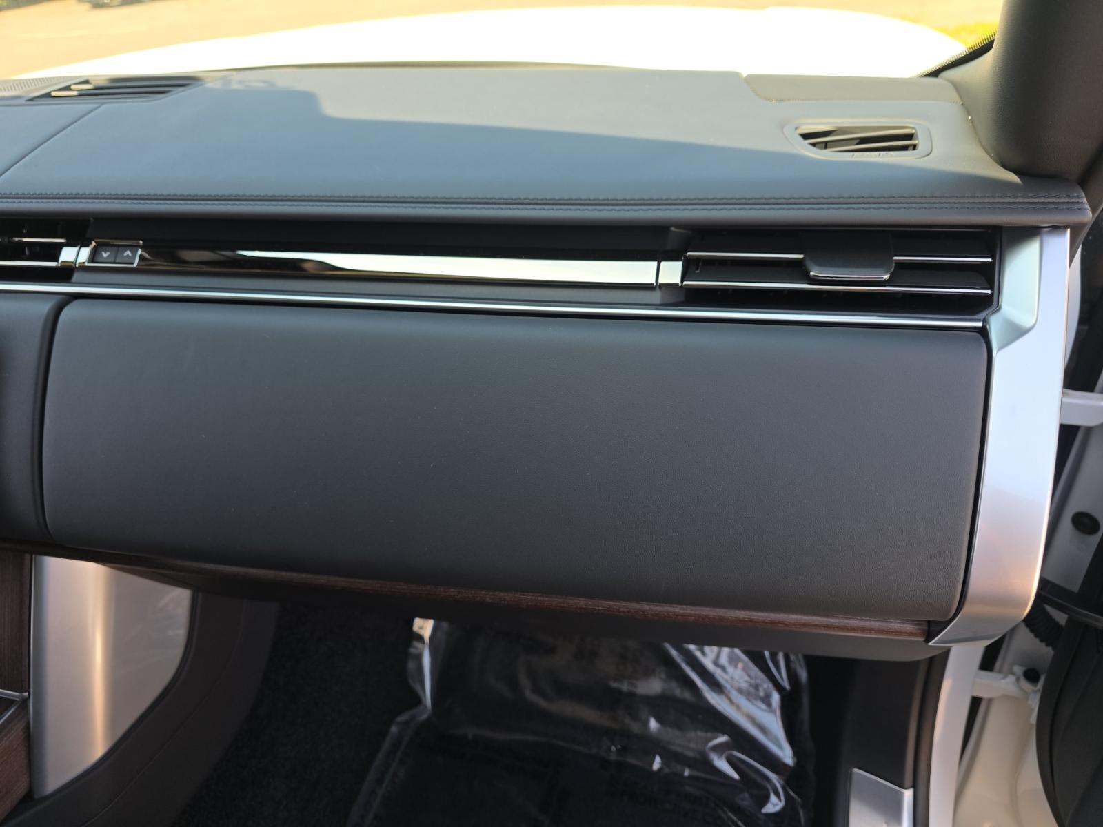 2025 Land Rover Range Rover Autobiography LWB AWD