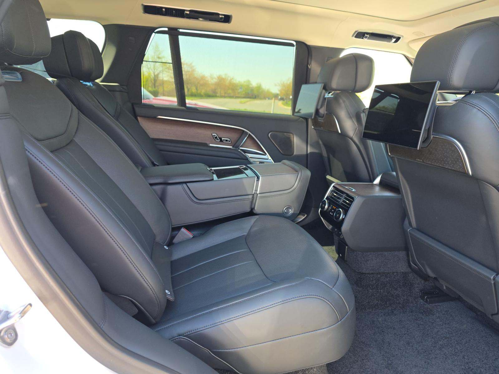 2025 Land Rover Range Rover Autobiography LWB AWD