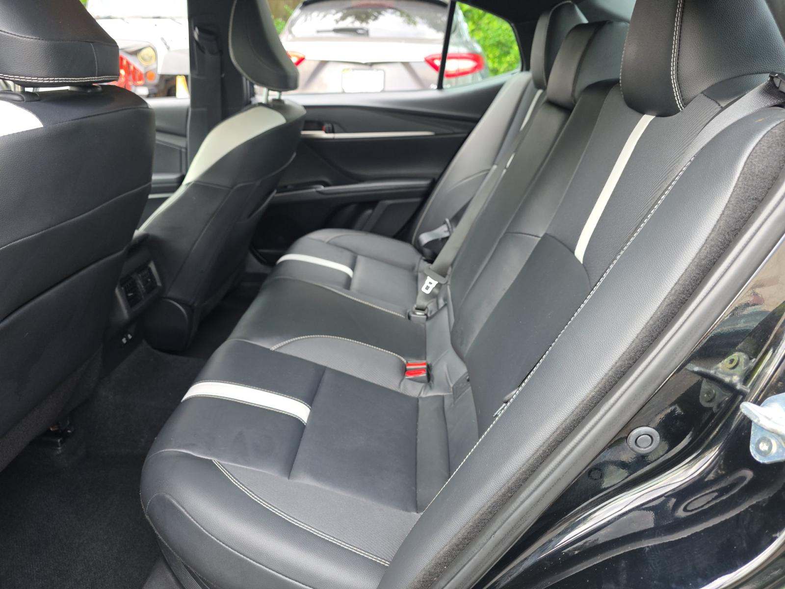 2025 Toyota Camry SE FWD