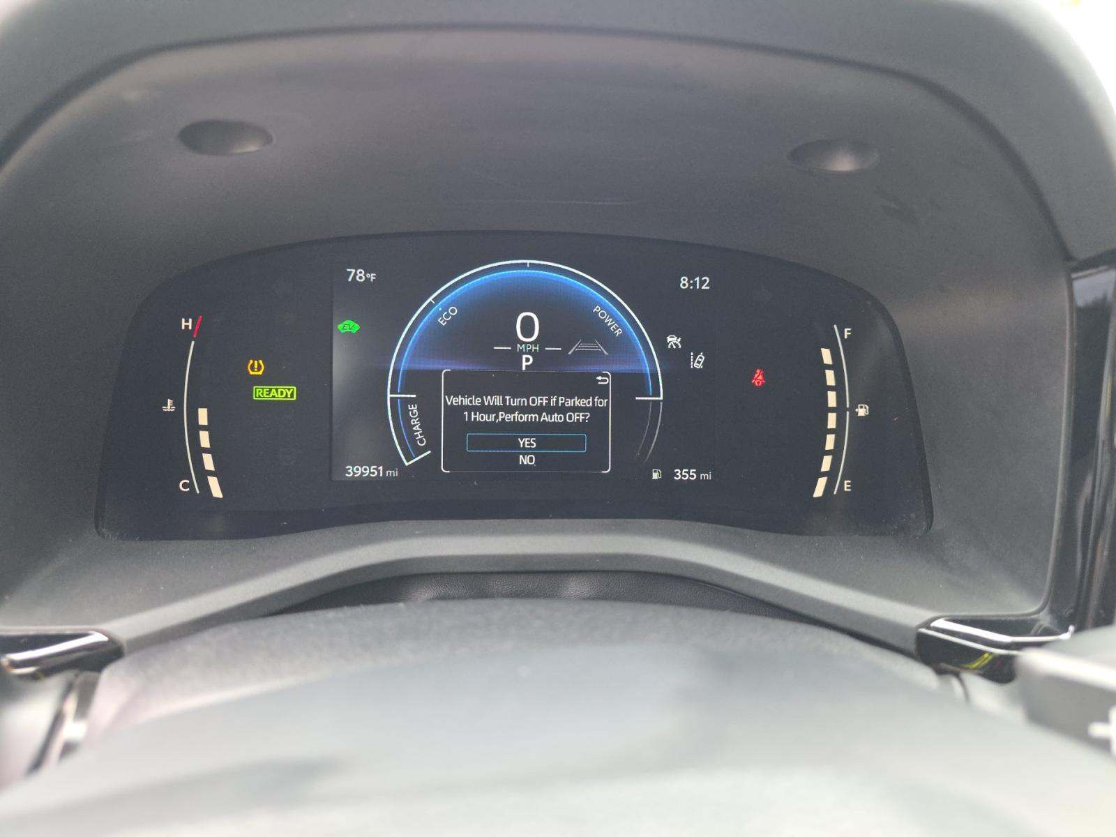 2025 Toyota Camry SE FWD