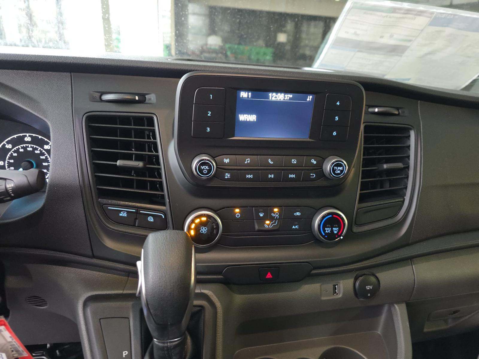 FORD TRANSIT 250 - 10