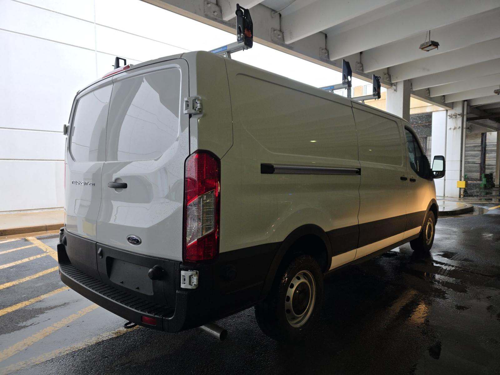 FORD TRANSIT 250 - 3