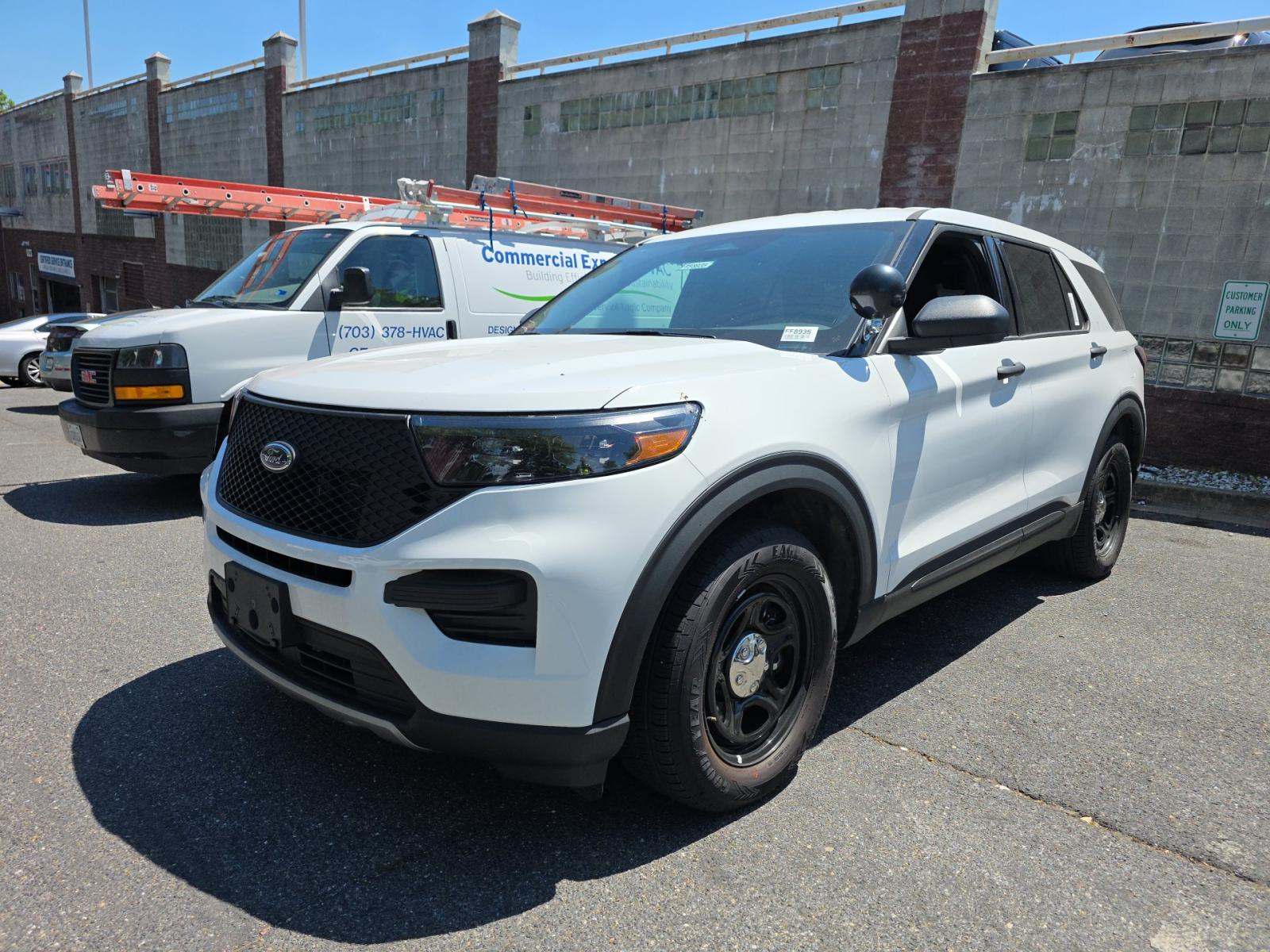 FORD POLICE INTERCEPTOR UTILITY - 1