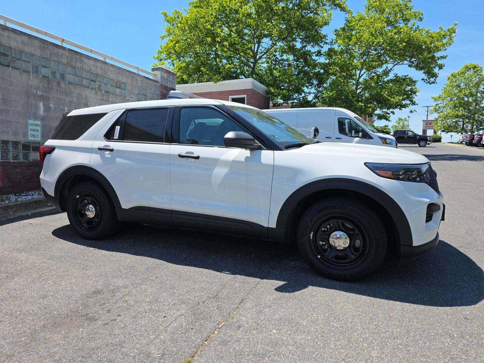 FORD POLICE INTERCEPTOR UTILITY - 4