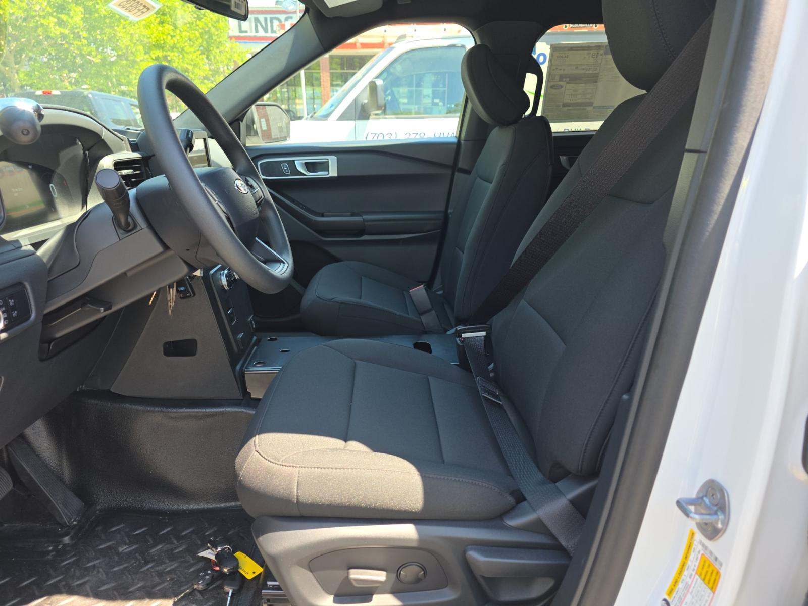 FORD POLICE INTERCEPTOR UTILITY - 6