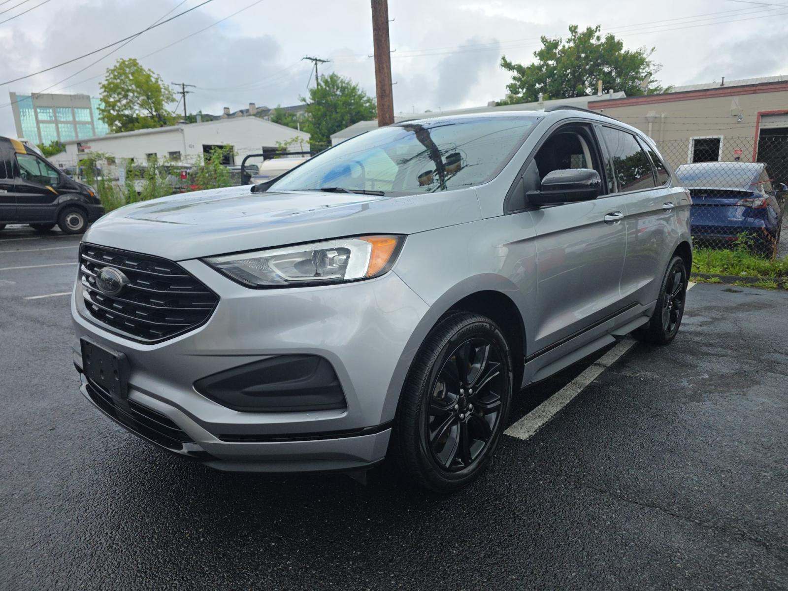2022 Ford Edge SE AWD