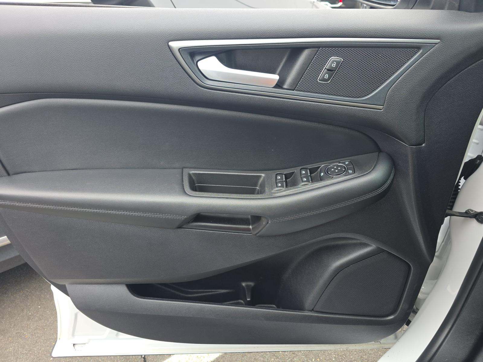 2021 Ford Edge SE FWD