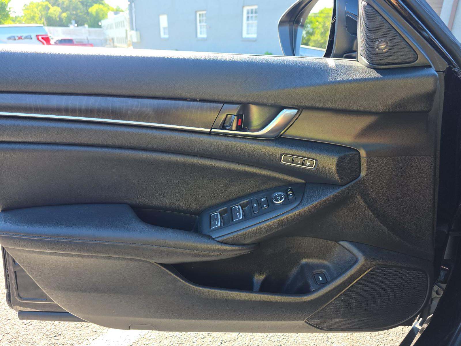 2020 Honda Accord EX-L FWD