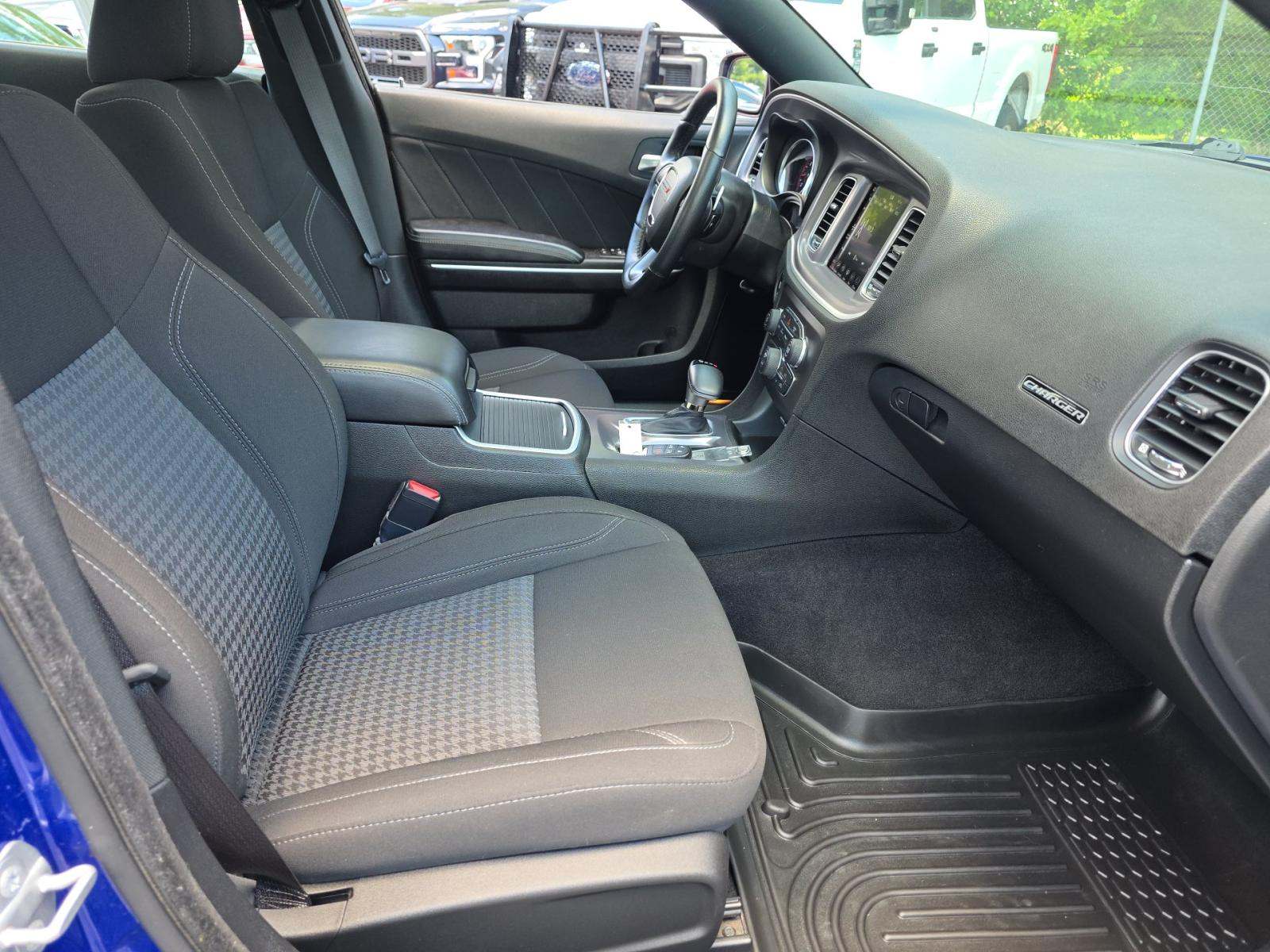 2021 Dodge Charger SXT AWD