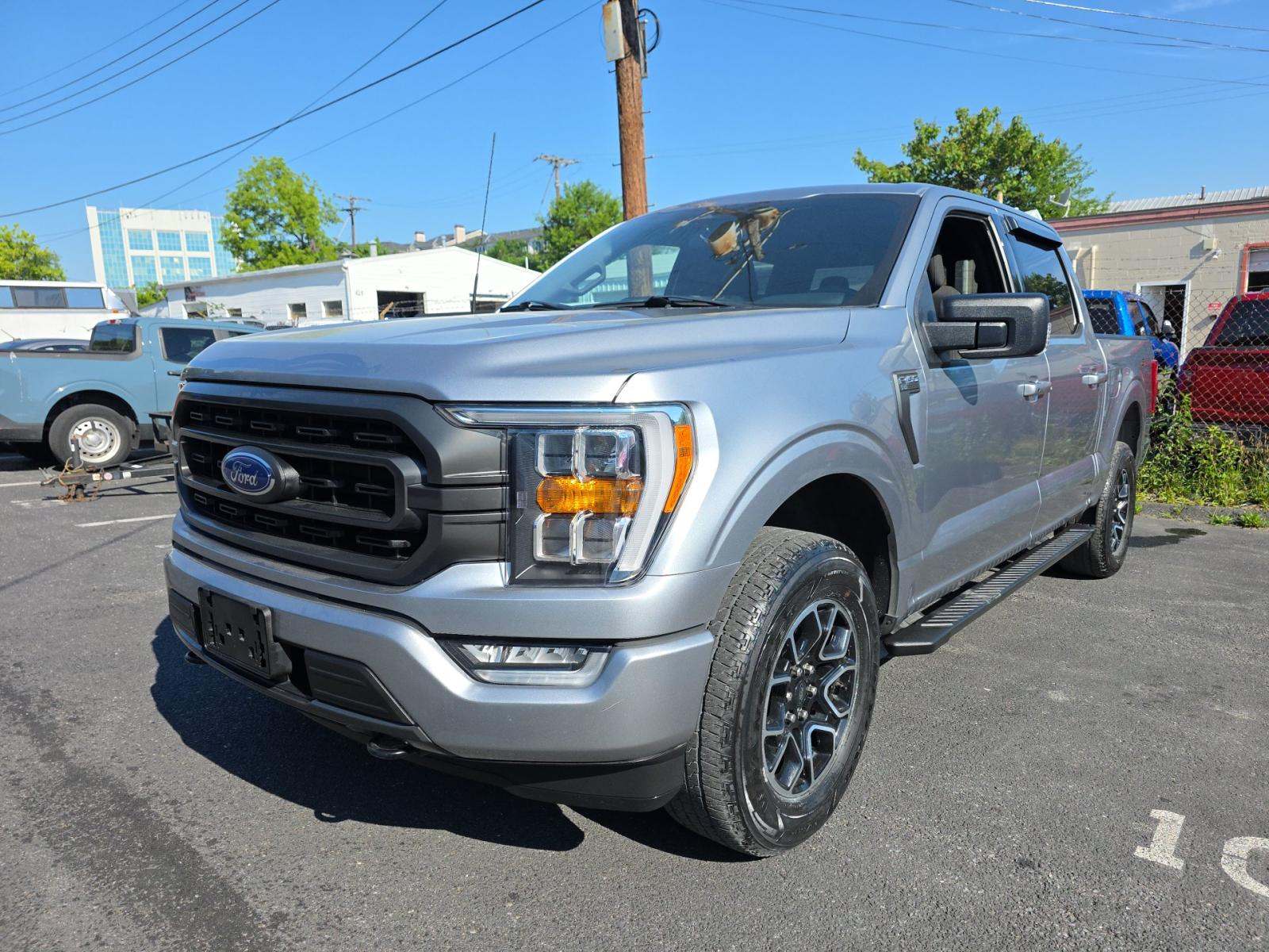 2023 Ford F-150 XLT AWD