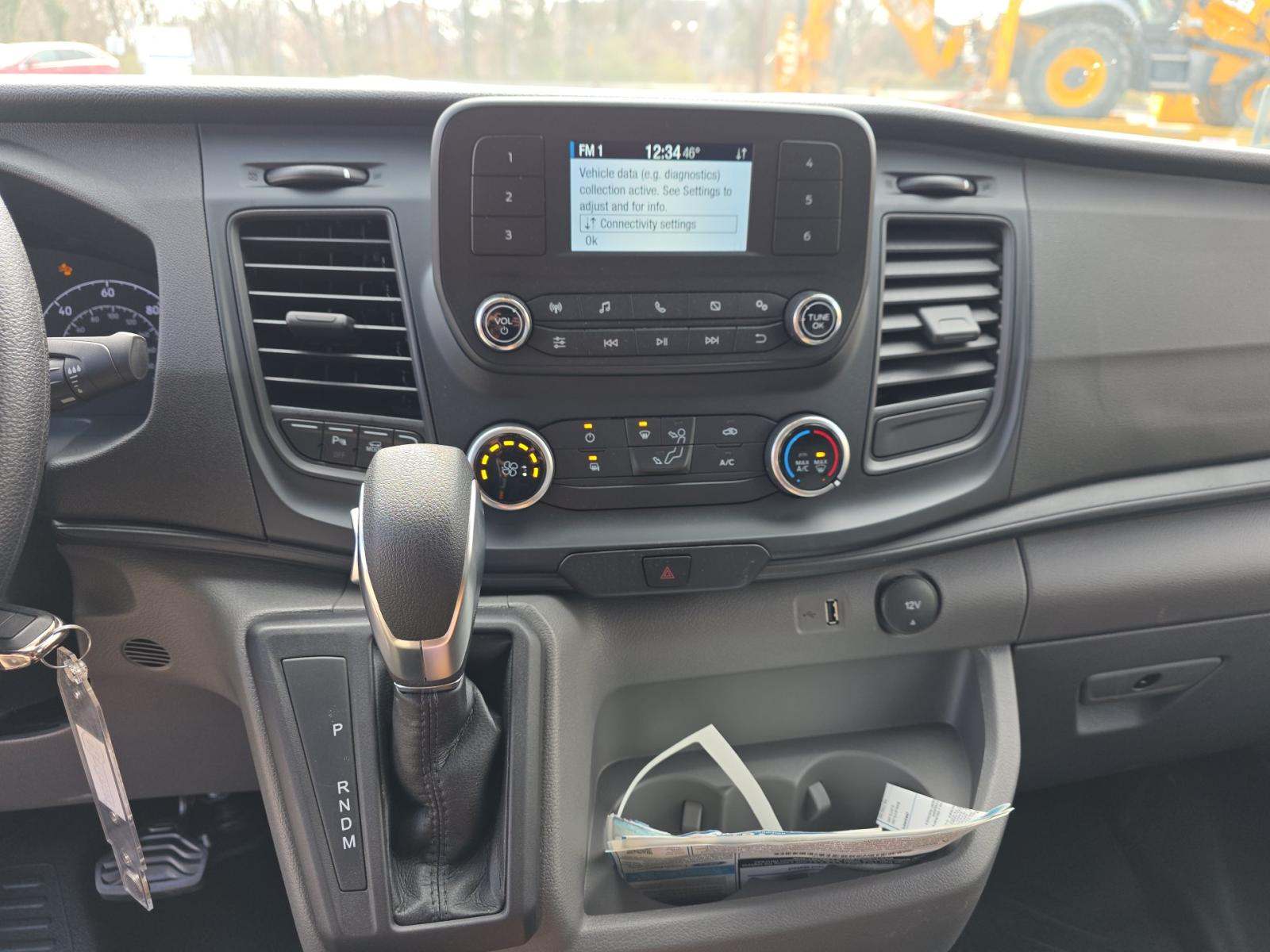 FORD TRANSIT 250 - 6