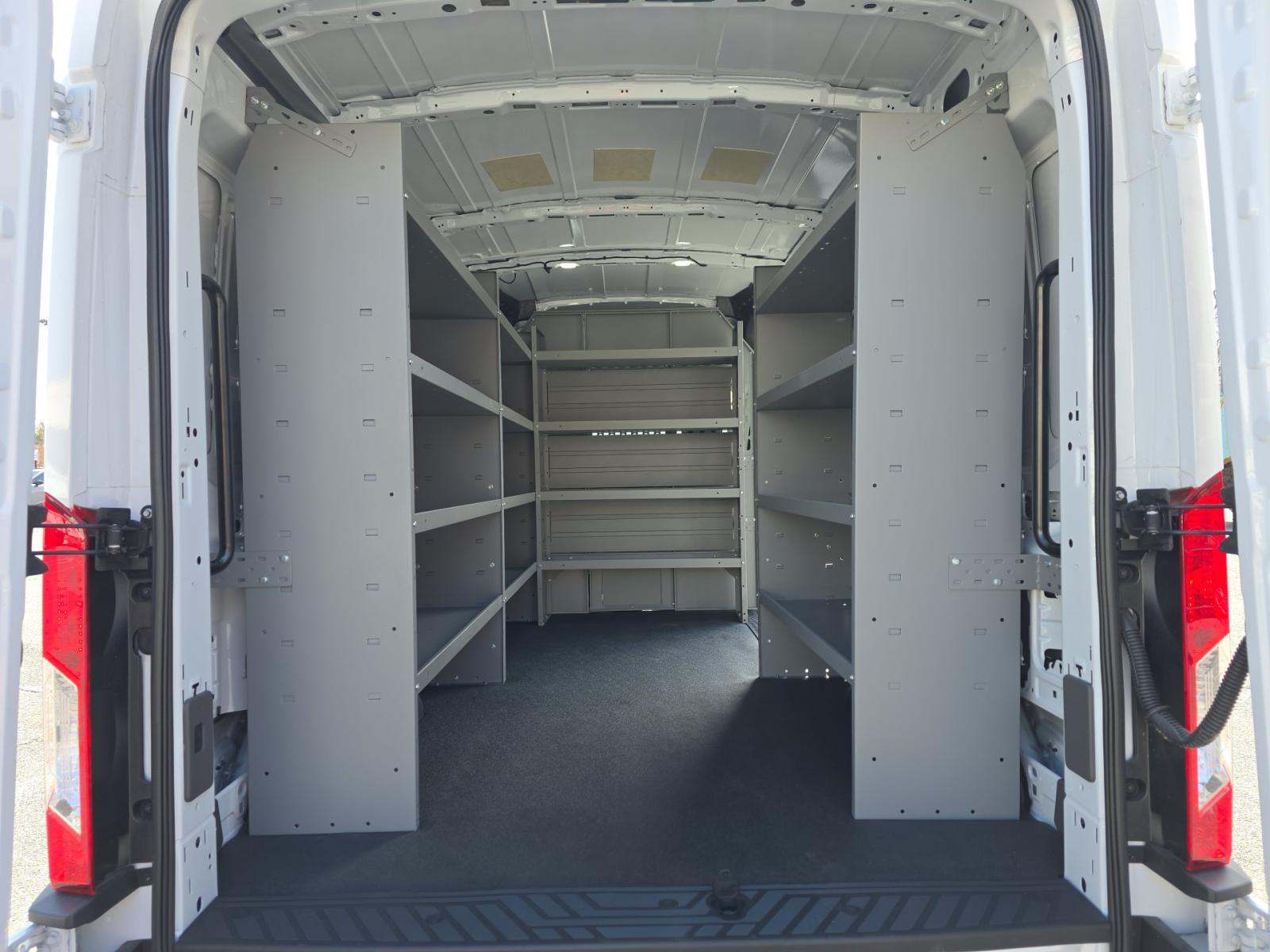 FORD TRANSIT 250 - 9