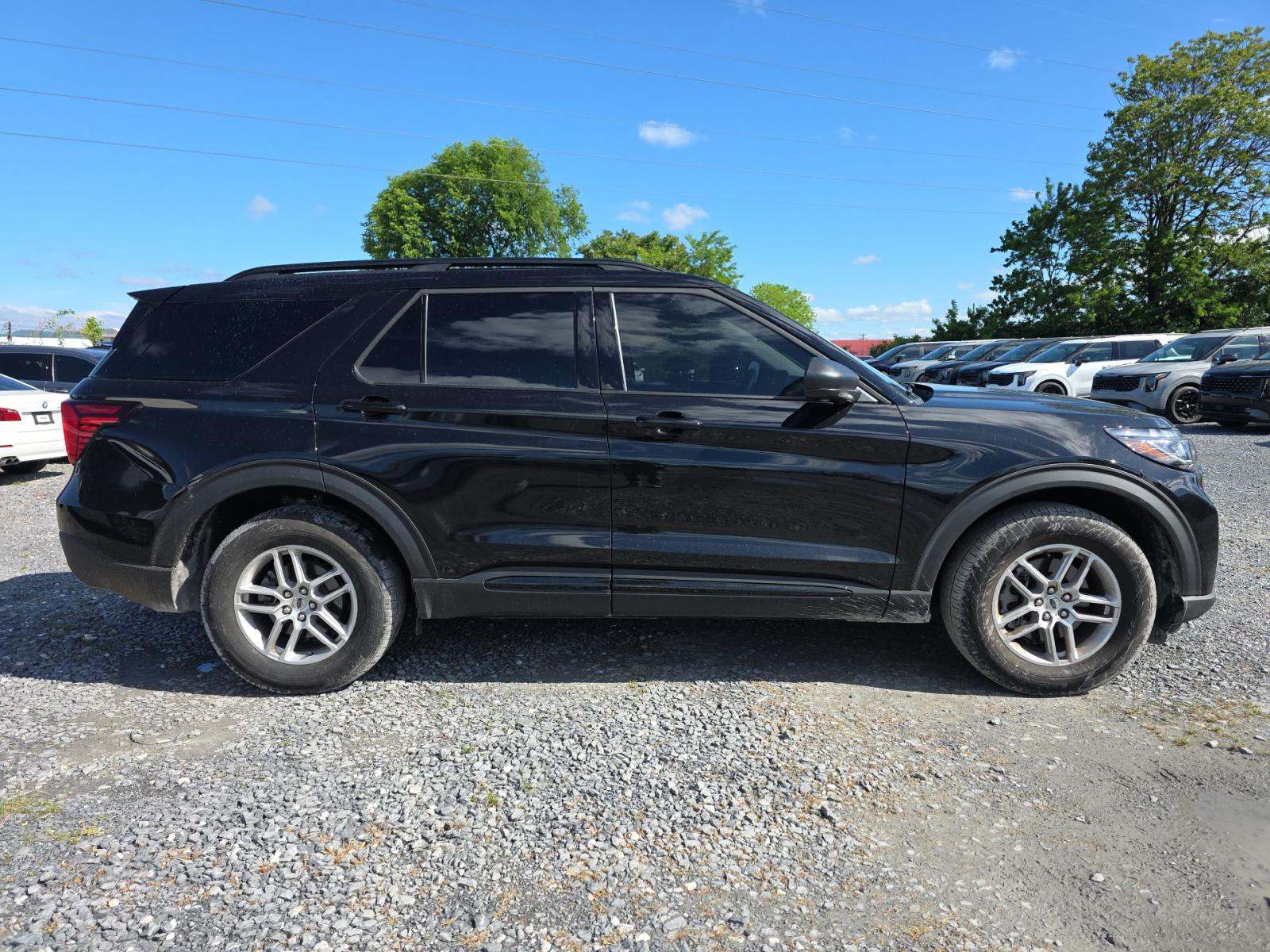 FORD EXPLORER - 4