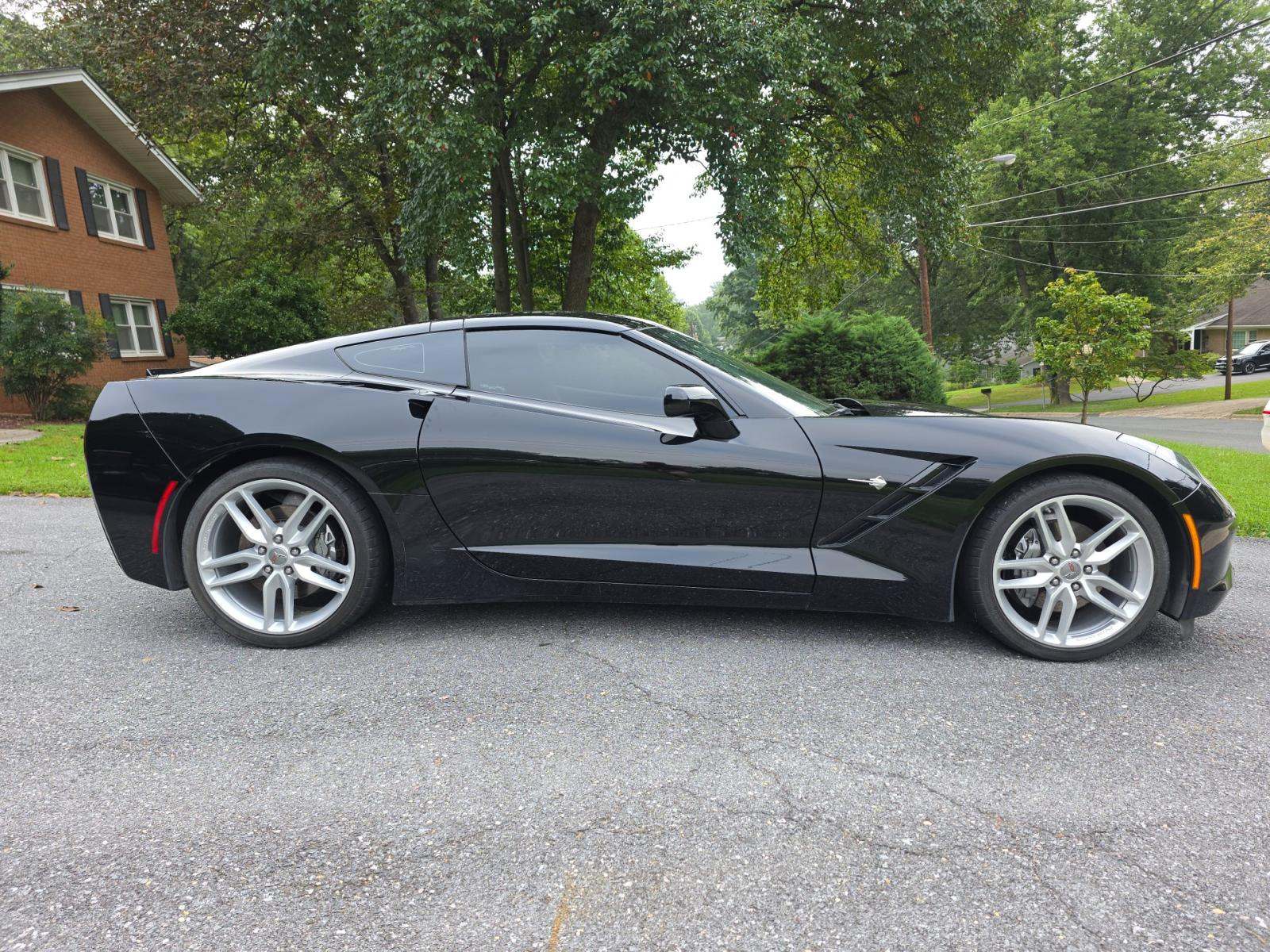 CHEVROLET CORVETTE - 4