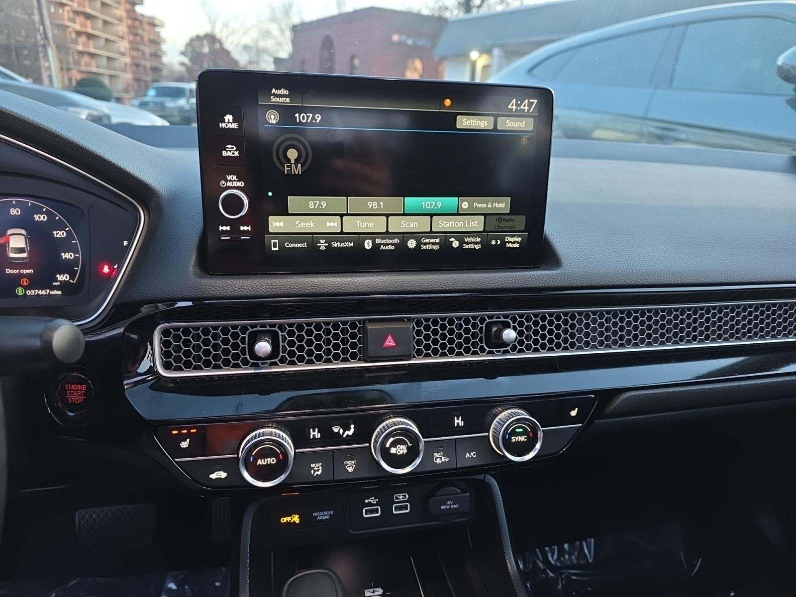 2023 Honda Civic Touring FWD