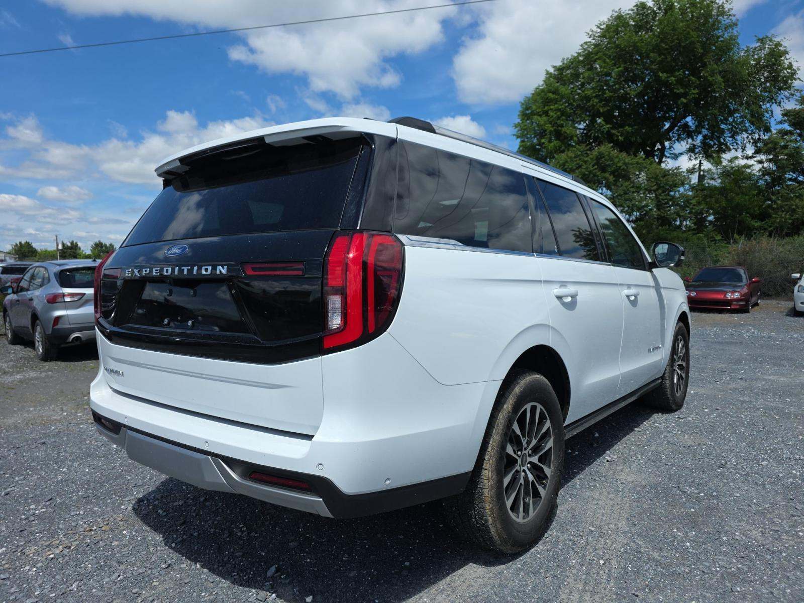 FORD EXPEDITION - 3