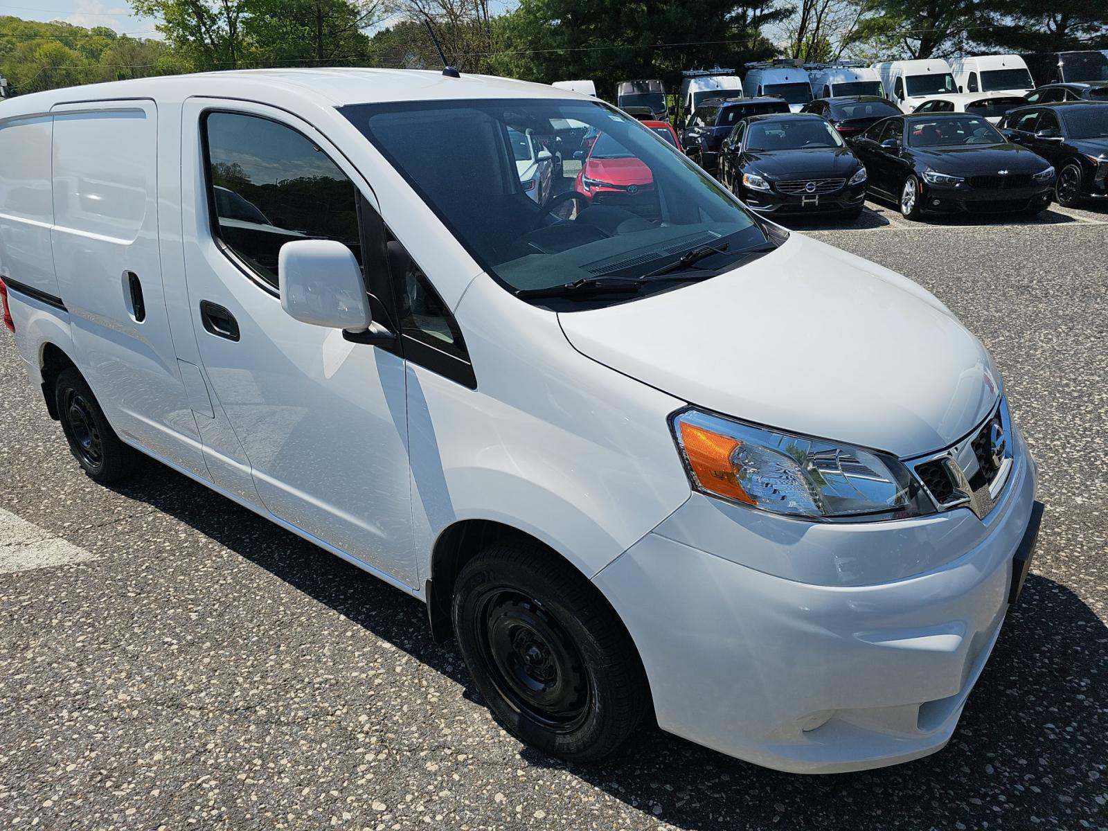 NISSAN NV200 - 4