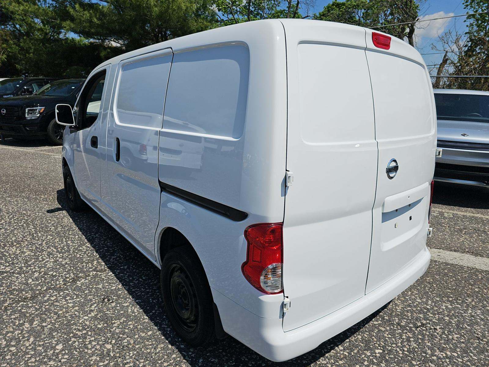 NISSAN NV200 - 2