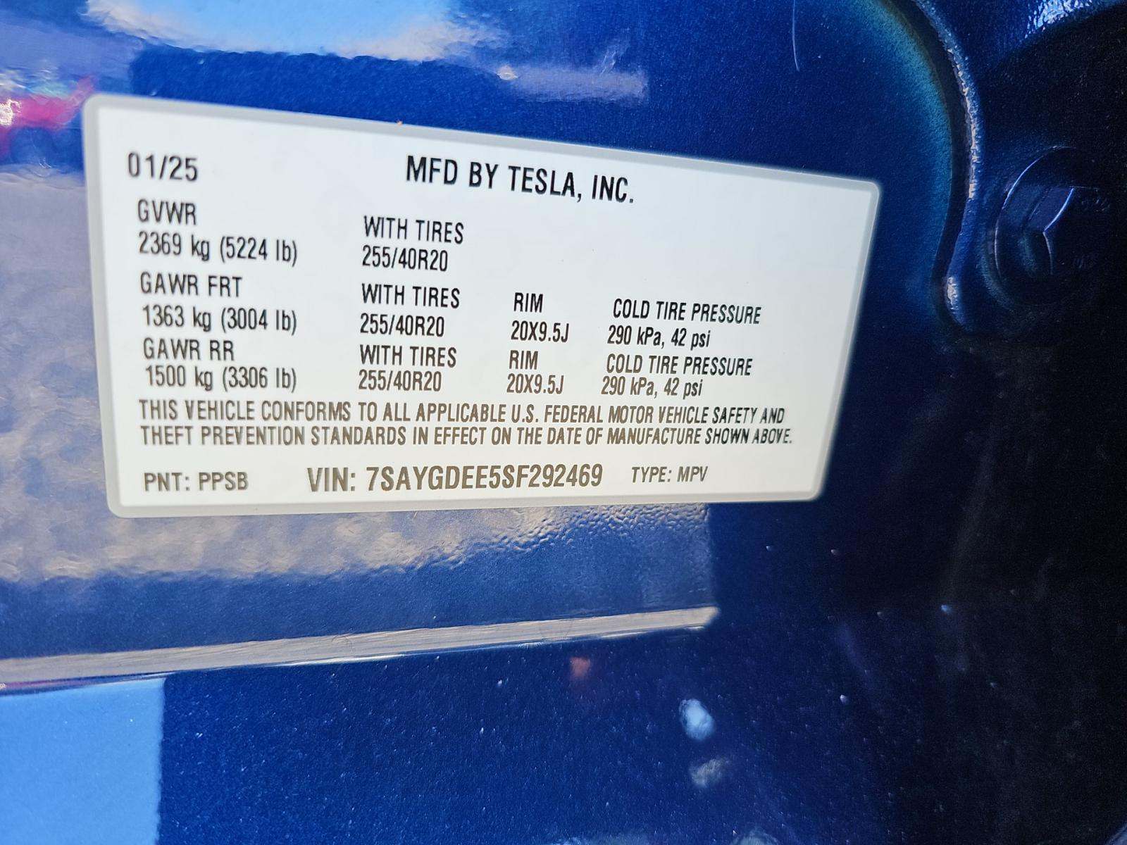 TESLA MODEL Y - 5
