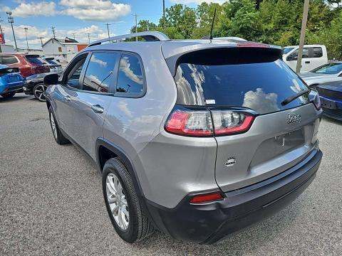2021 Jeep Cherokee Latitude FWD