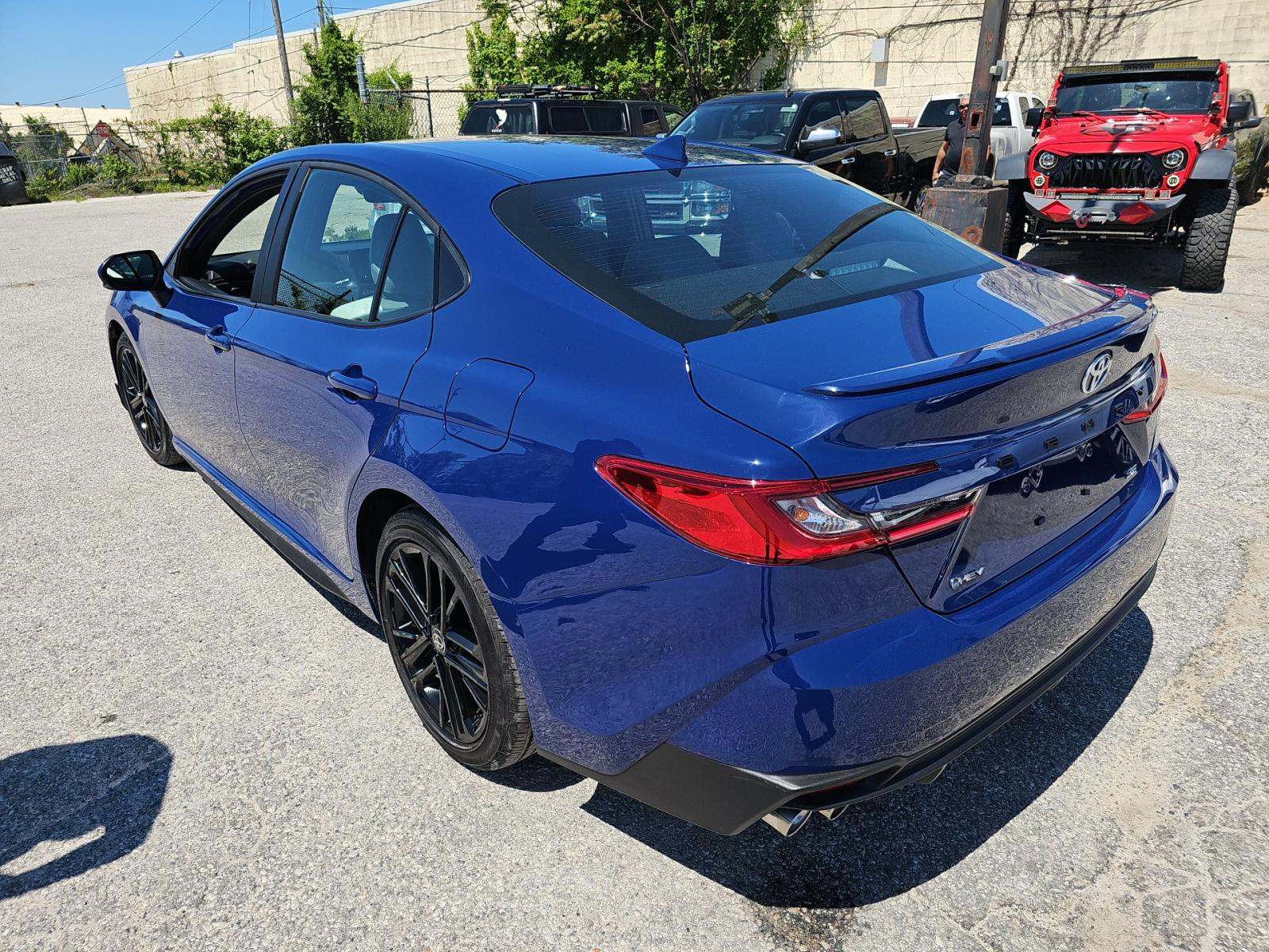 TOYOTA CAMRY - 2