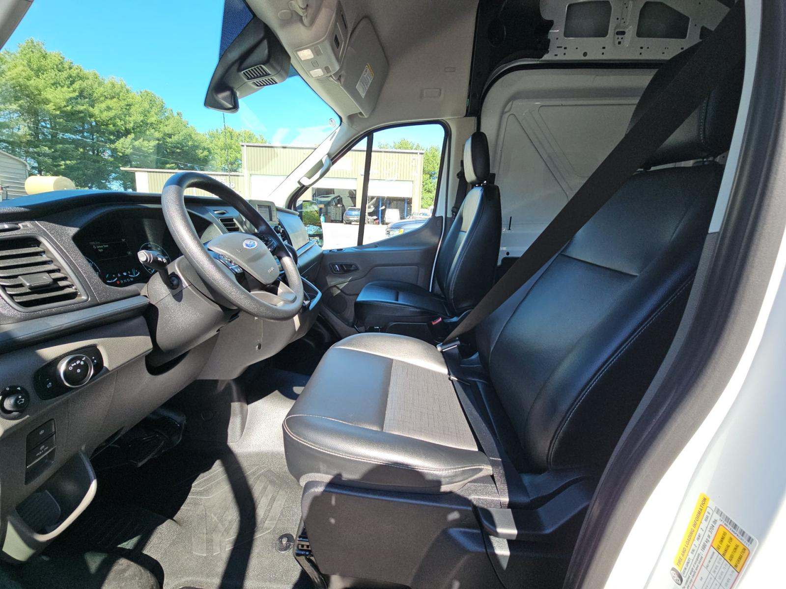 FORD TRANSIT 250 - 6