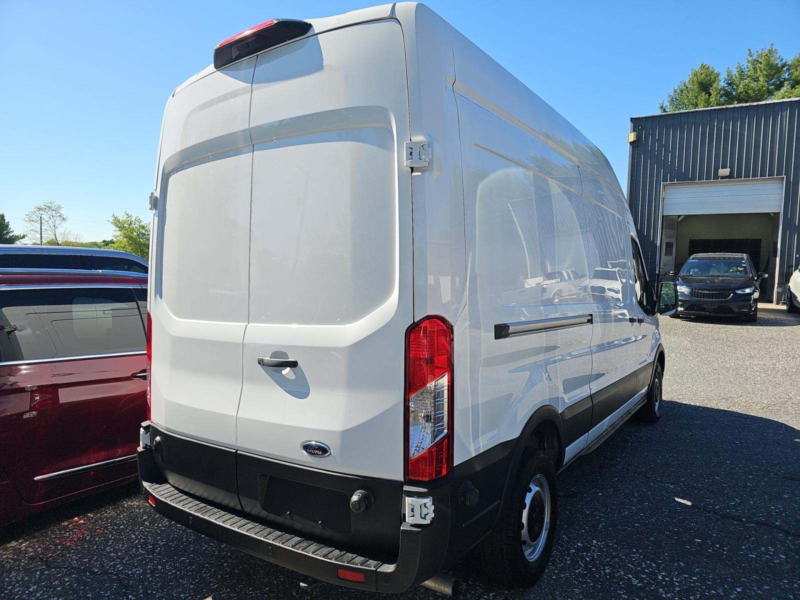 FORD TRANSIT 250 - 3