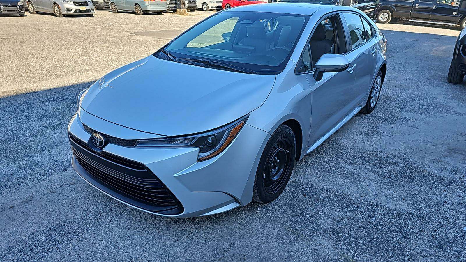 2023 Toyota Corolla LE Sedan