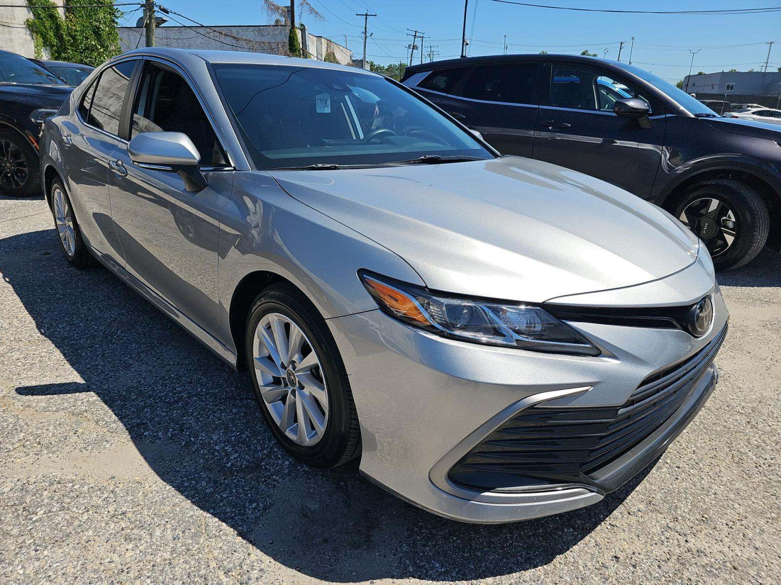 TOYOTA CAMRY - 4