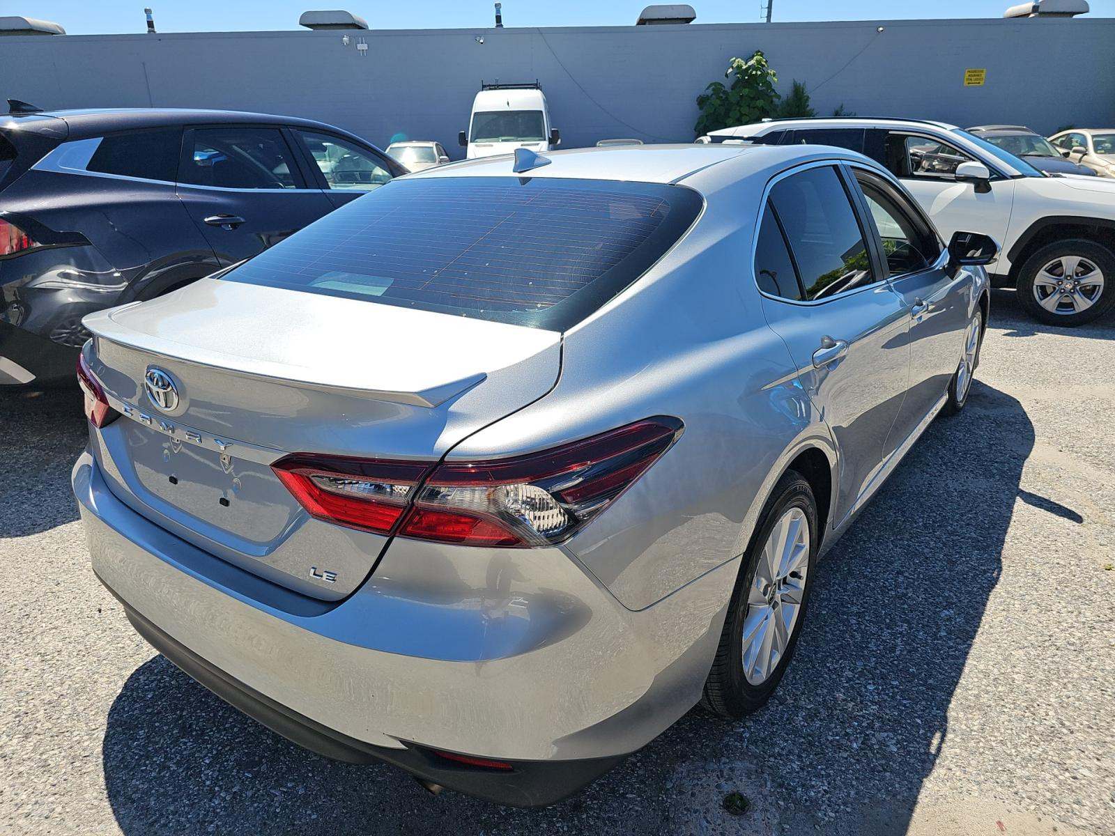 TOYOTA CAMRY - 3
