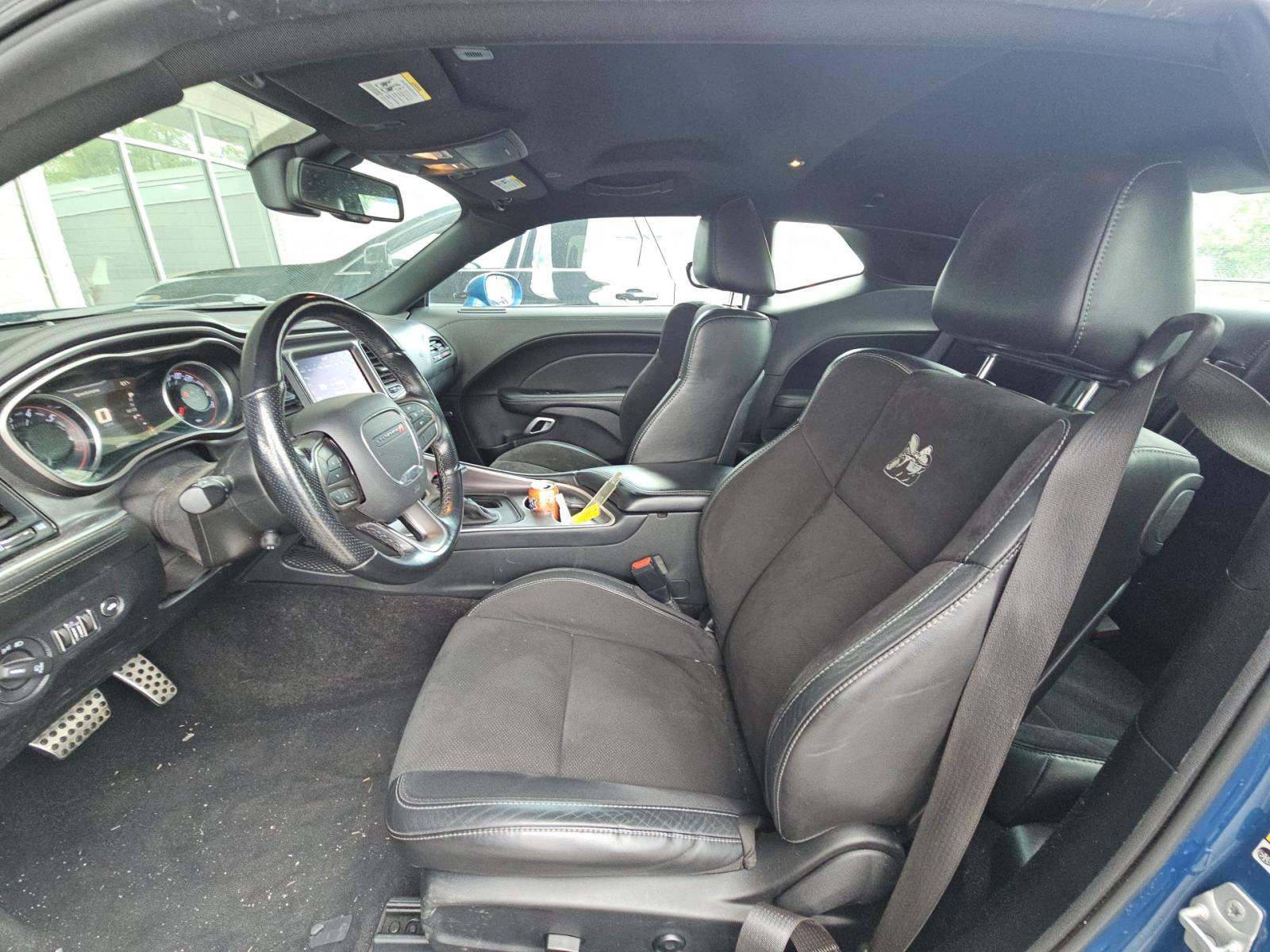 DODGE CHALLENGER - 6