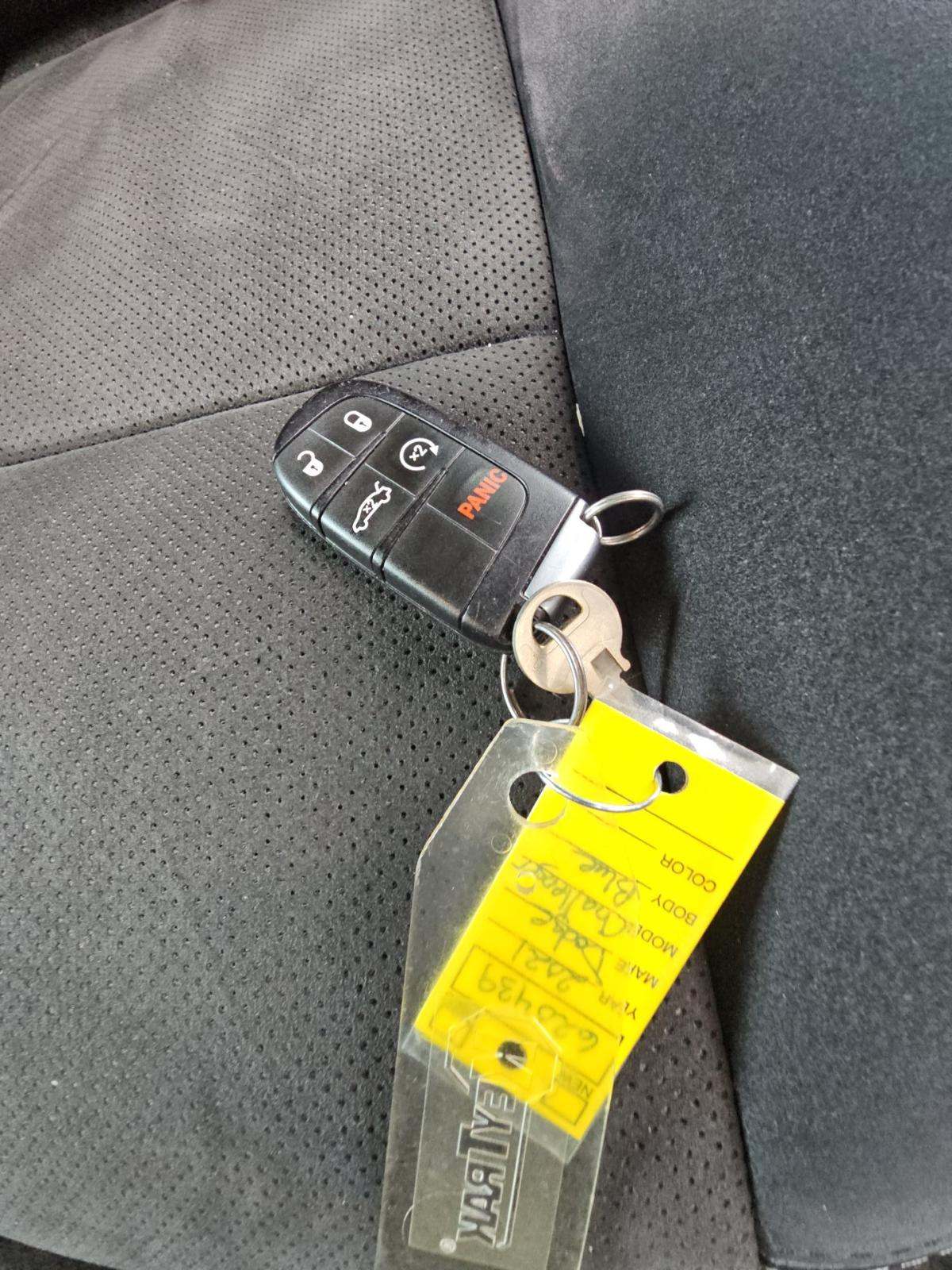 DODGE CHALLENGER - 8