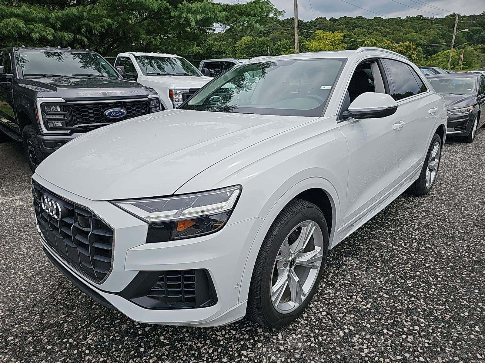 2022 Audi Q8 Premium Plus