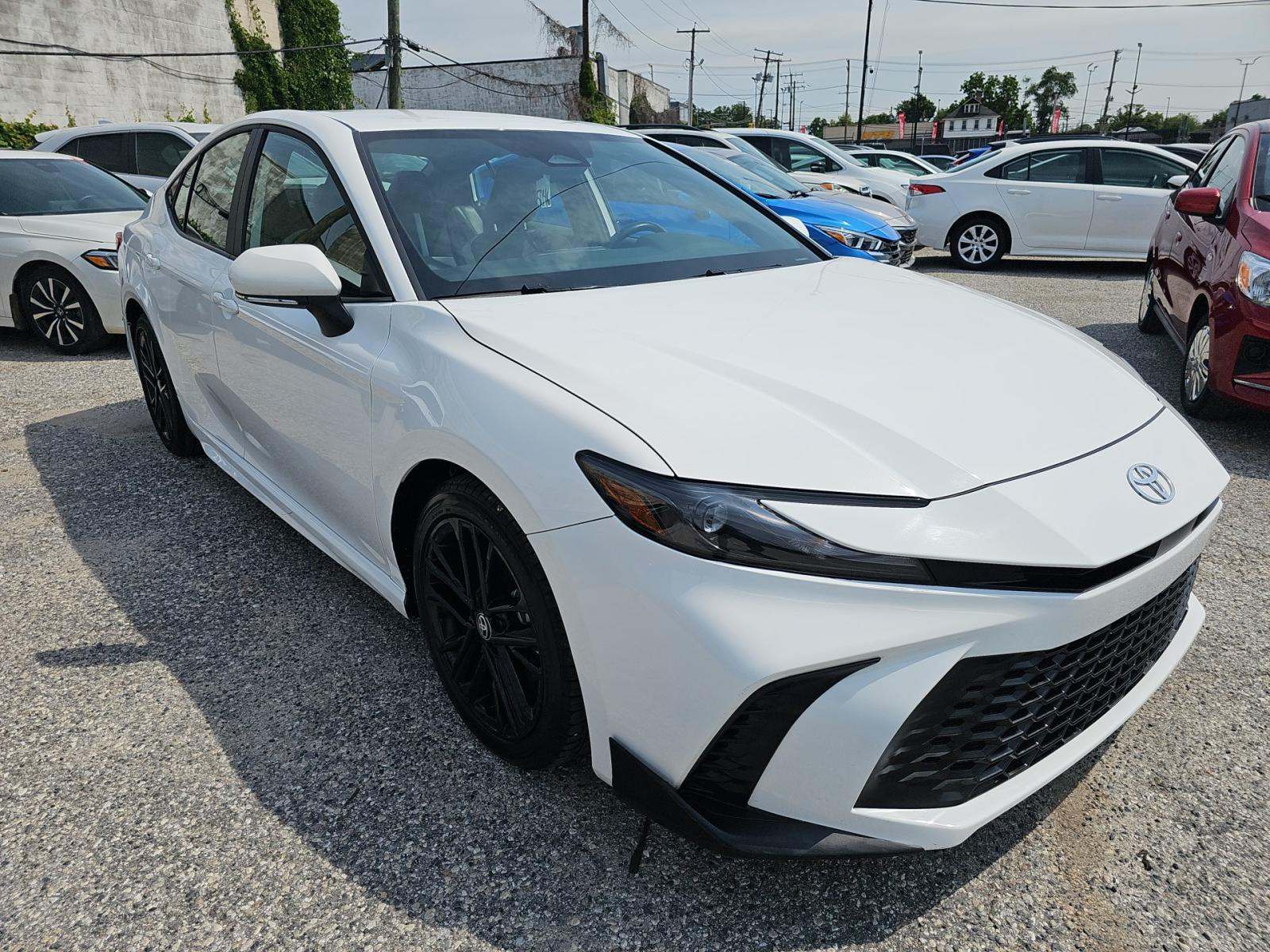 TOYOTA CAMRY - 4