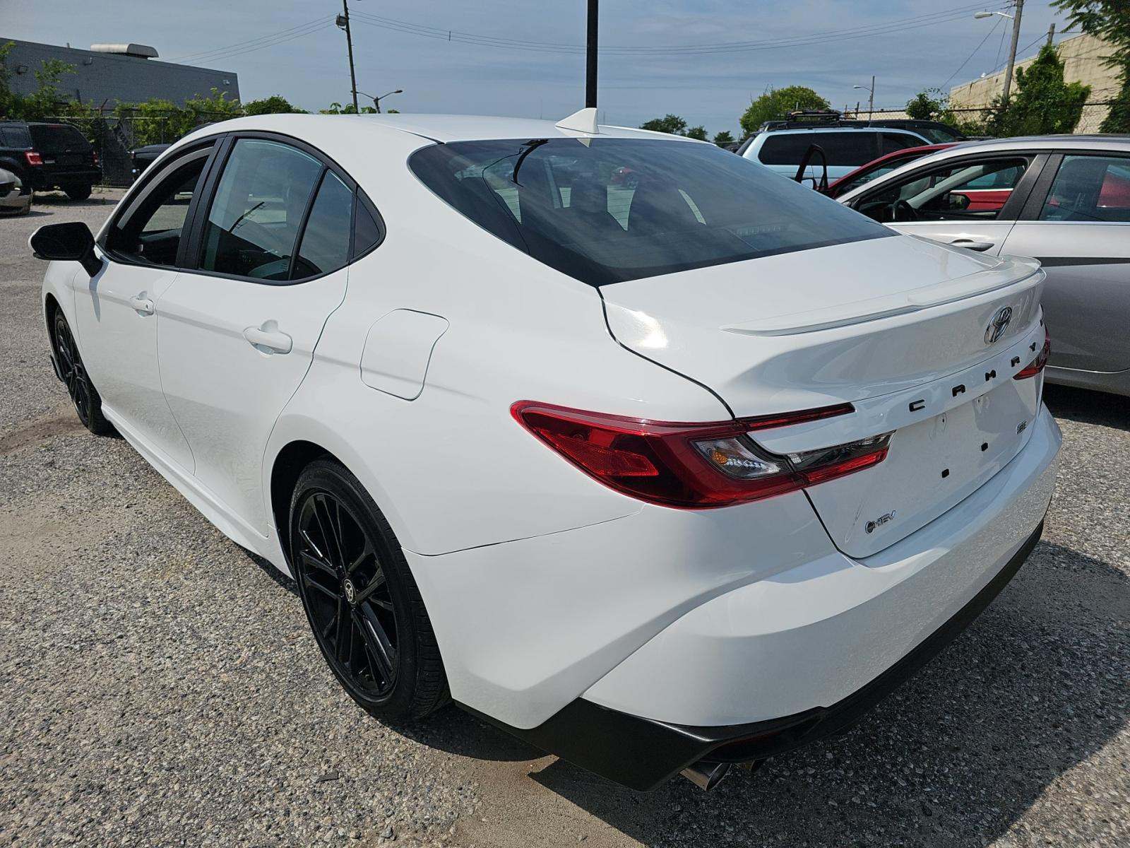 TOYOTA CAMRY - 2