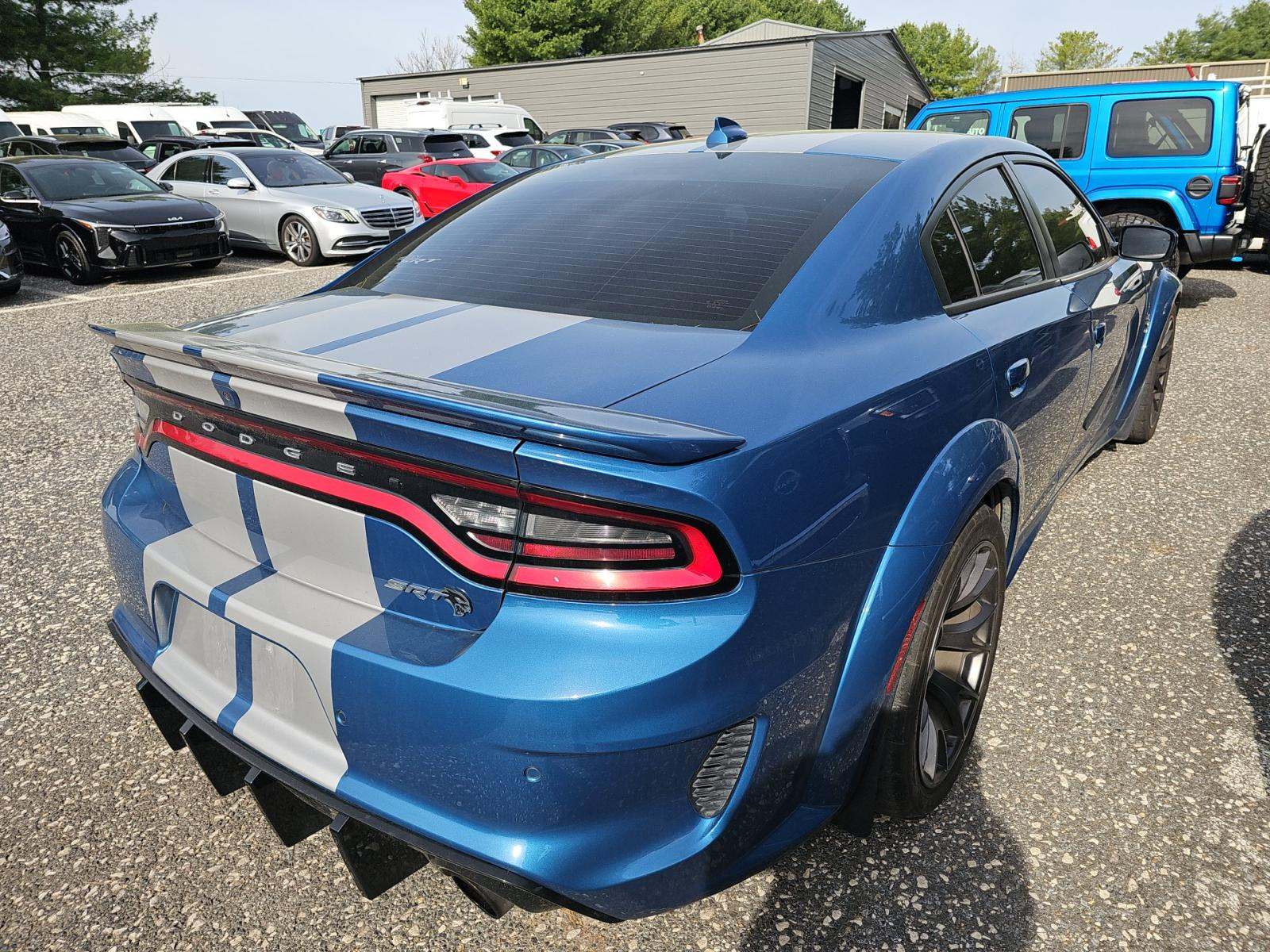 DODGE SRT HELLCAT - 3