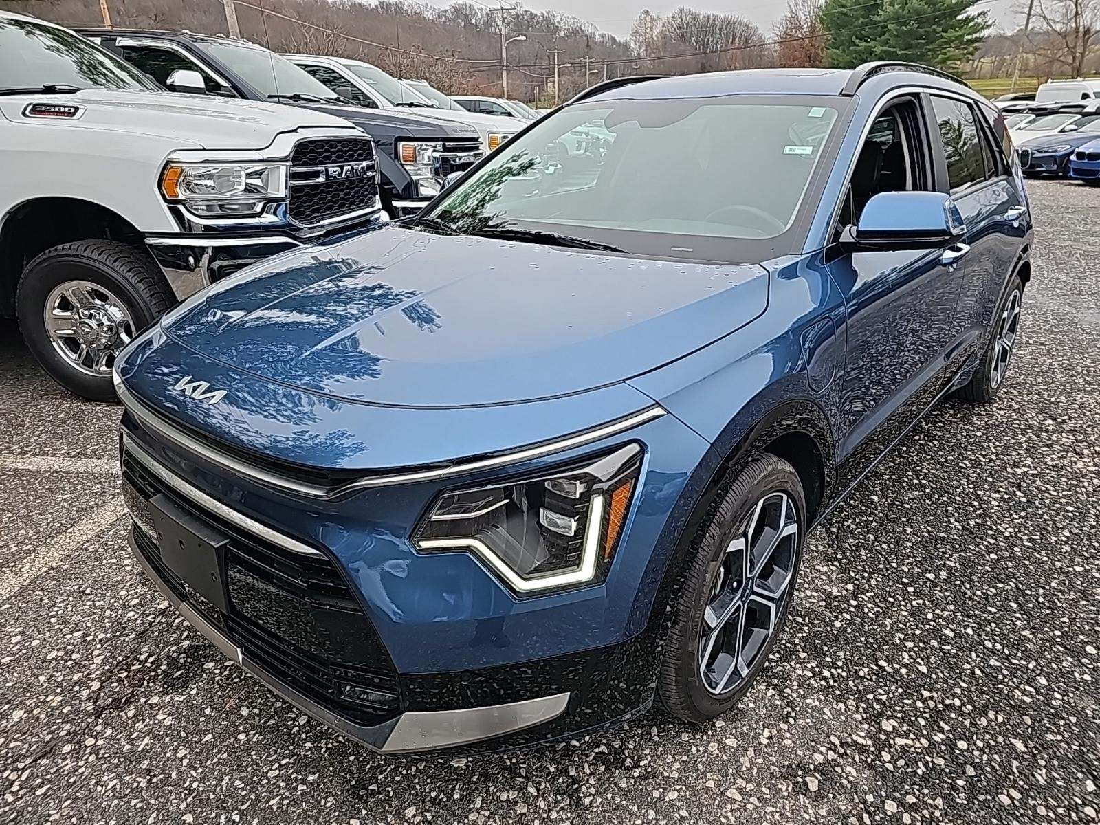 2024 Kia Niro PHEV SX Touring FWD