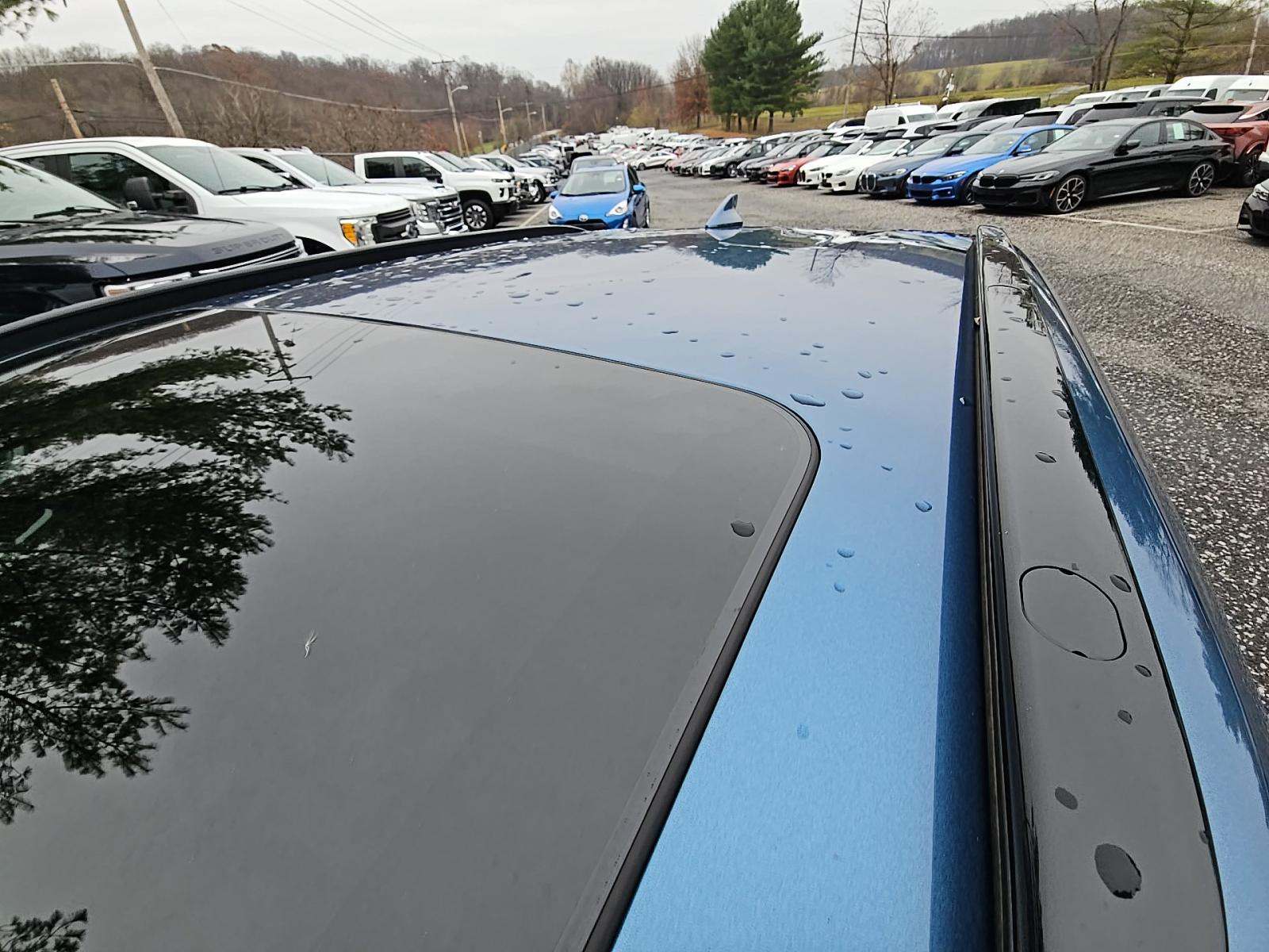 2024 Kia Niro PHEV SX Touring FWD