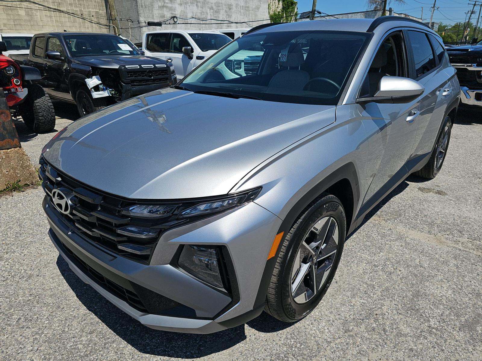 HYUNDAI TUCSON - 1
