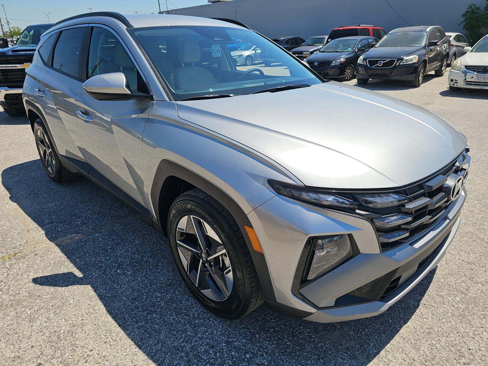 HYUNDAI TUCSON - 4