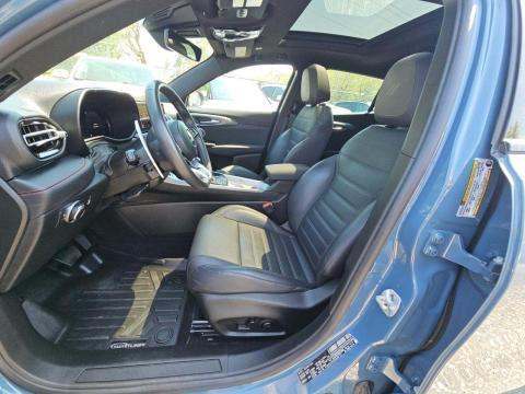 DODGE PLUG-IN HYBRID R/T PLUS - 6