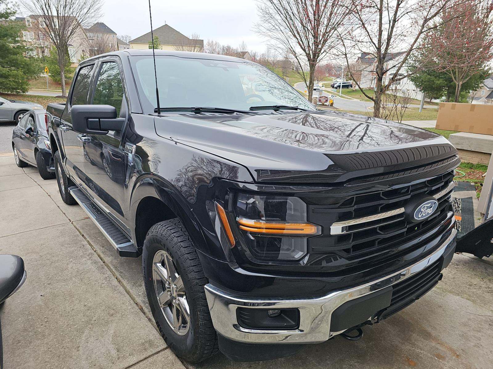 FORD F-150 - 4
