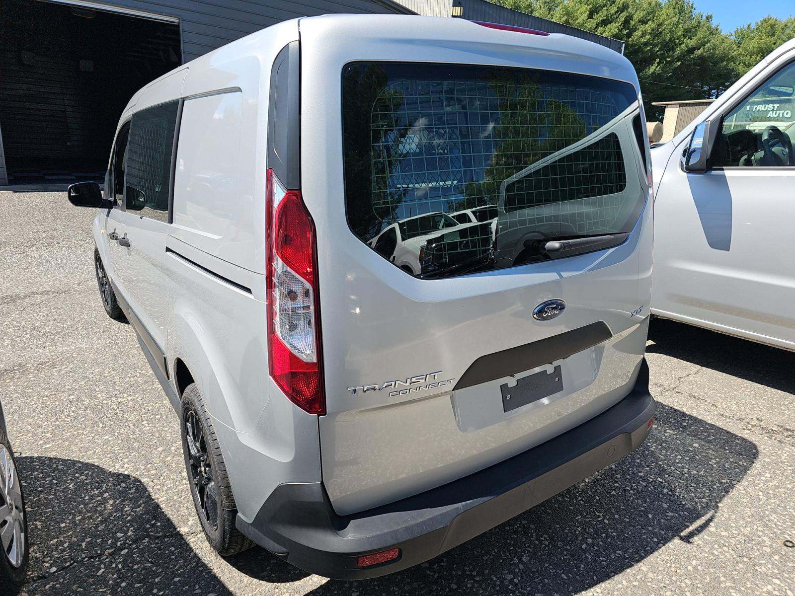 FORD TRANSIT CONNECT - 2